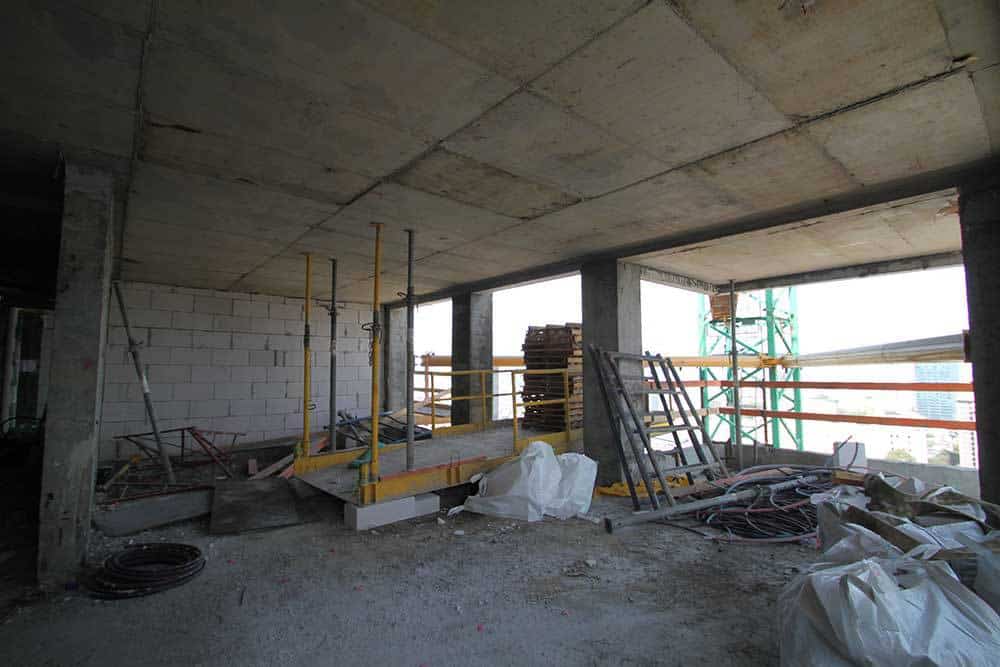 עיצוב דירת קבלן עיצוב דירת קבלן בדירה בפרויקט שרונה - מלאכת הארגון וההתאמה החלה...