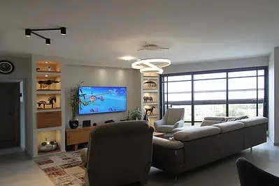 עיצוב תאורה בסלון